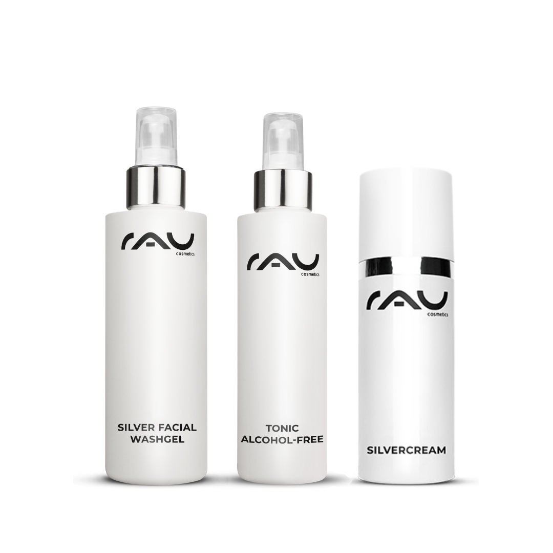 Basic care routine for couperose Basis Pflegeroutine für Couperose mit RAU Cosmetics Produkten: Silber Waschgel, alkoholfreies Tonic und Silbercreme in eleganter Verpackung.