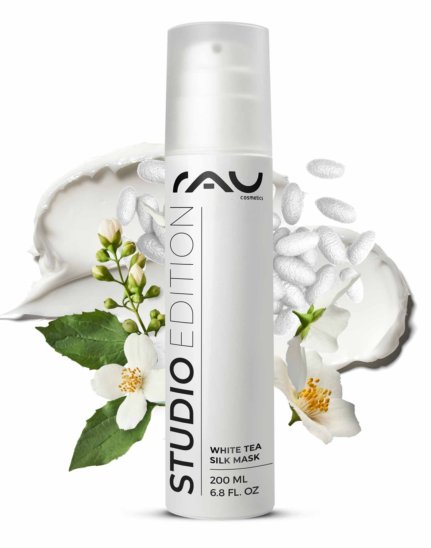 White Tea Silk Mask von RAU Cosmetics, 200 ml Behälter mit floralen Elementen, mit pflegenden Inhaltsstoffen wie weißem Tee und Seidenproteinen, entwickelt für empfindliche und trockene Haut.